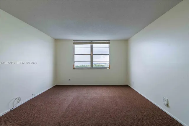 $3,300 | 6770 Indian Creek Drive, Unit 14E, Miami Beach, FL 33141