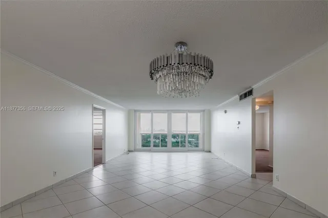 $3,300 | 6770 Indian Creek Drive, Unit 14E, Miami Beach, FL 33141