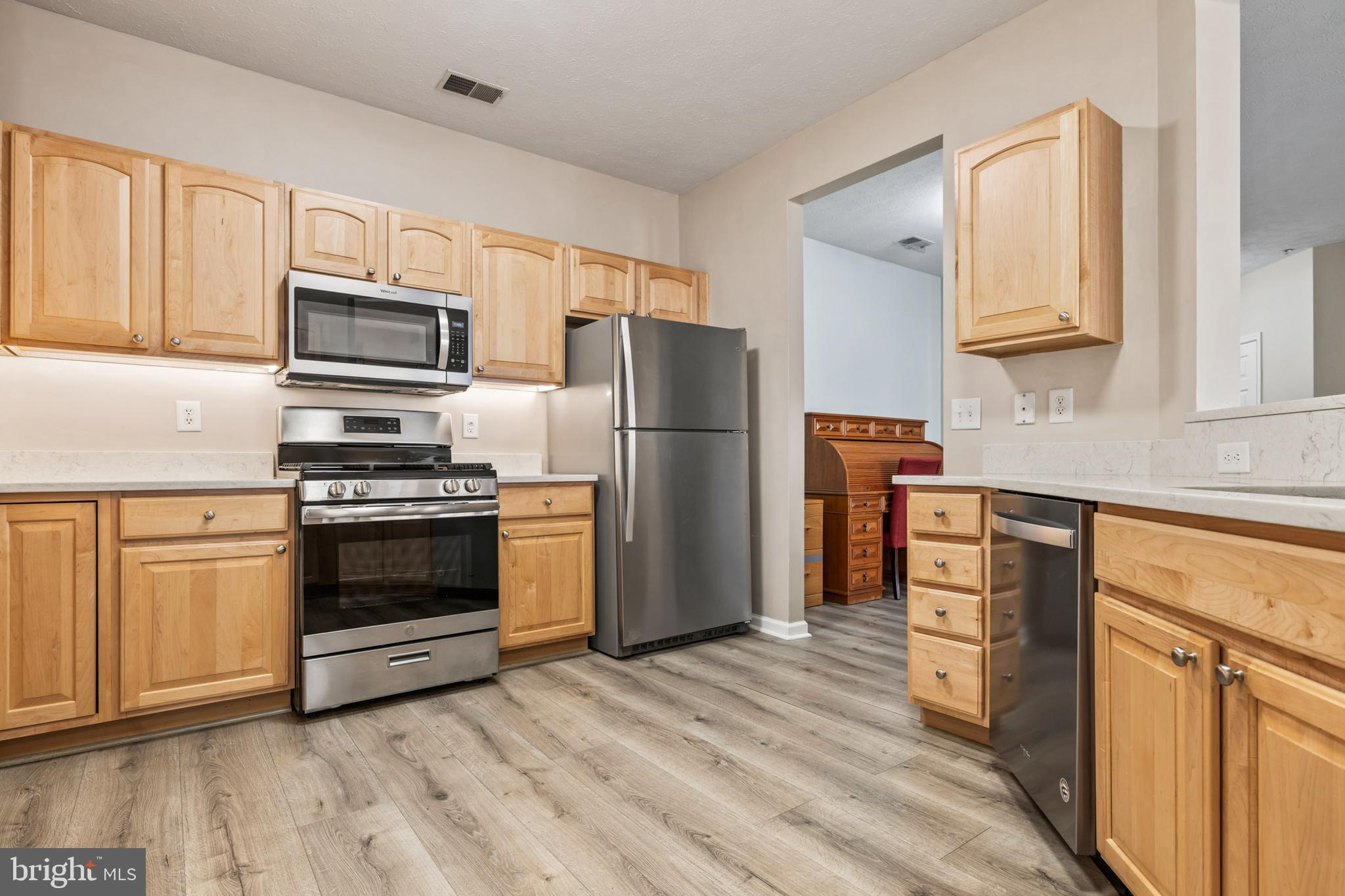 5485 Glenthorne Court, Unit 5485 Rosedale, MD 21237 - Photo 21 of 50 stainless steel appliances