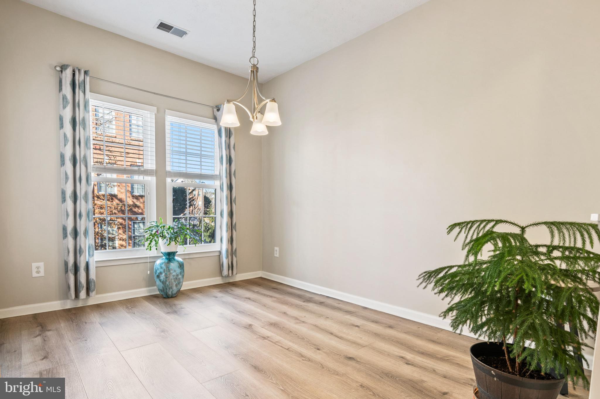 5485 Glenthorne Court, Unit 5485 Rosedale, MD 21237 - Photo 23 of 50 versatile bonus den