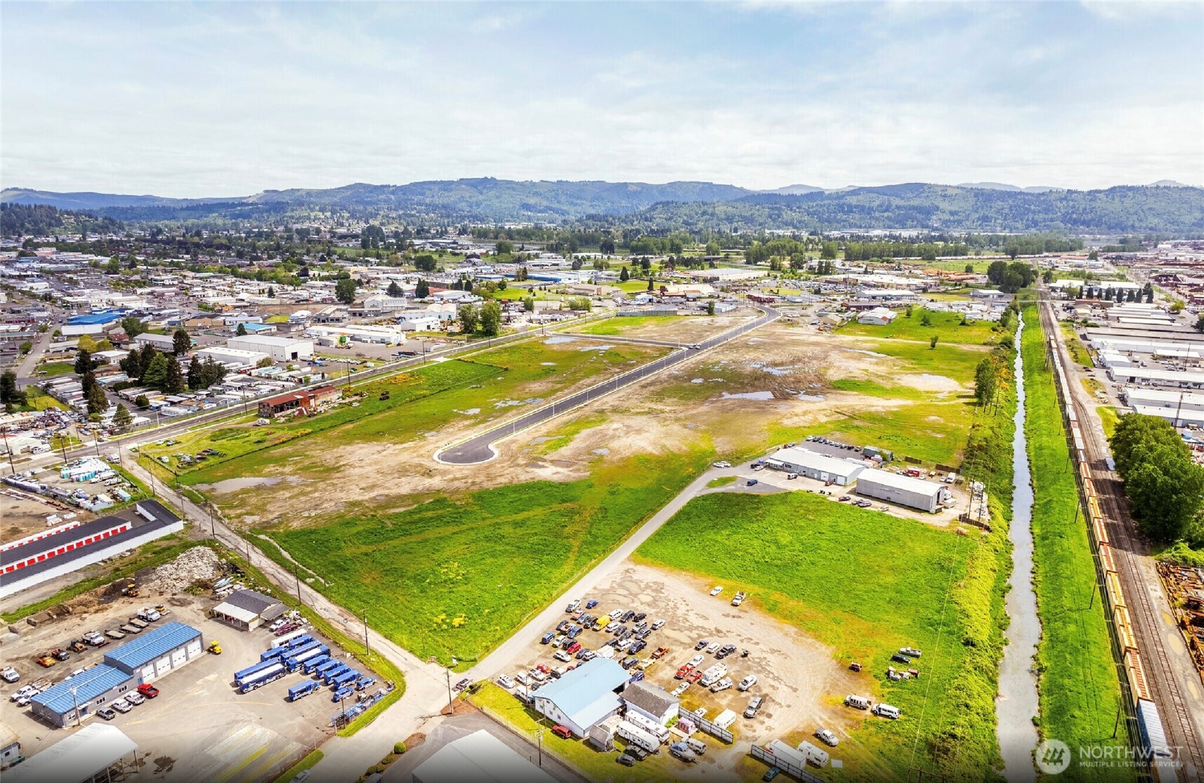 1220 Alaska Street Longview, WA 98632 - Photo 2 of 2