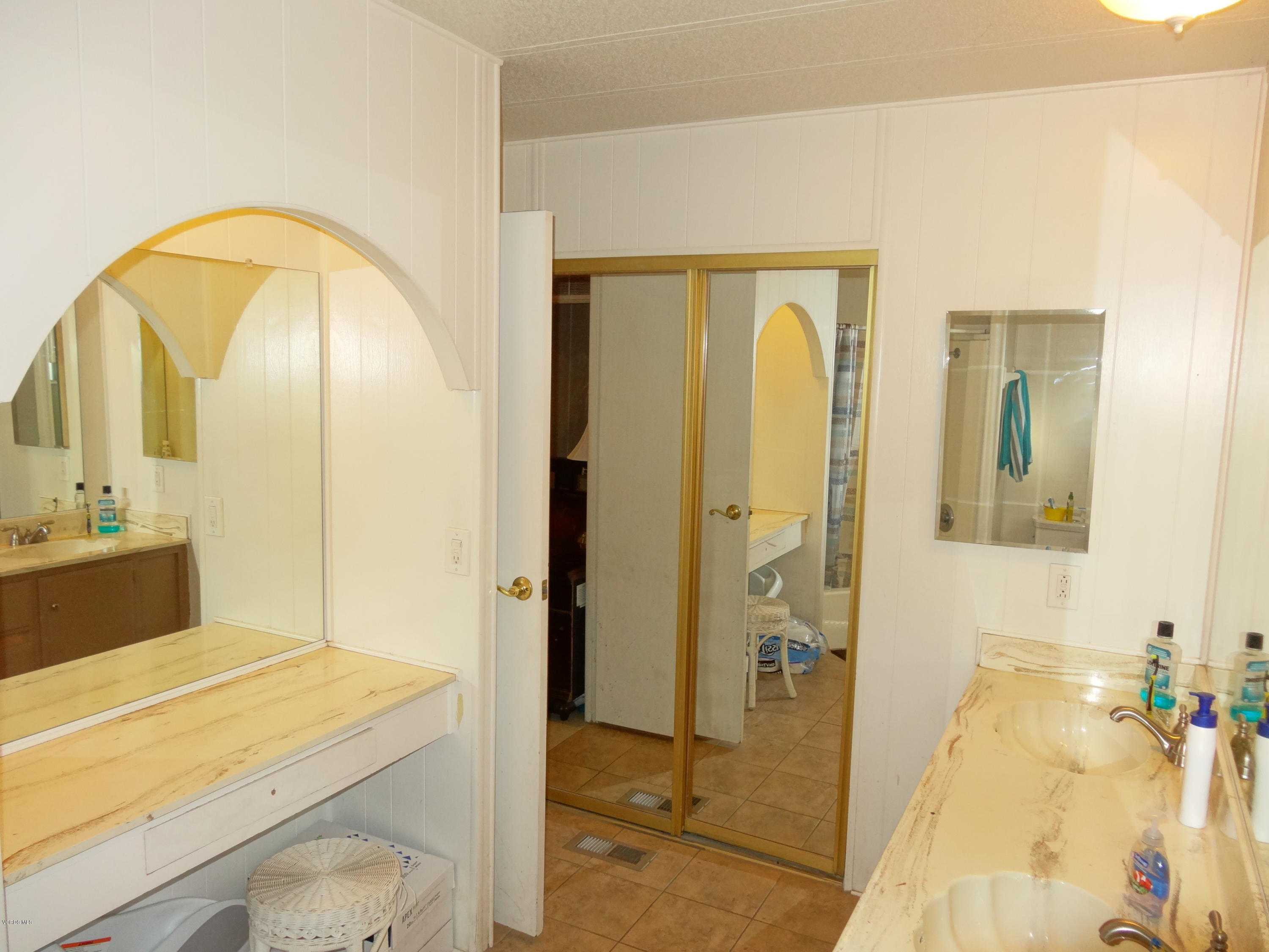 1550 Rory Lane, Unit 119 Simi Valley, CA 93063 - Photo 19 of 54 DSC01135