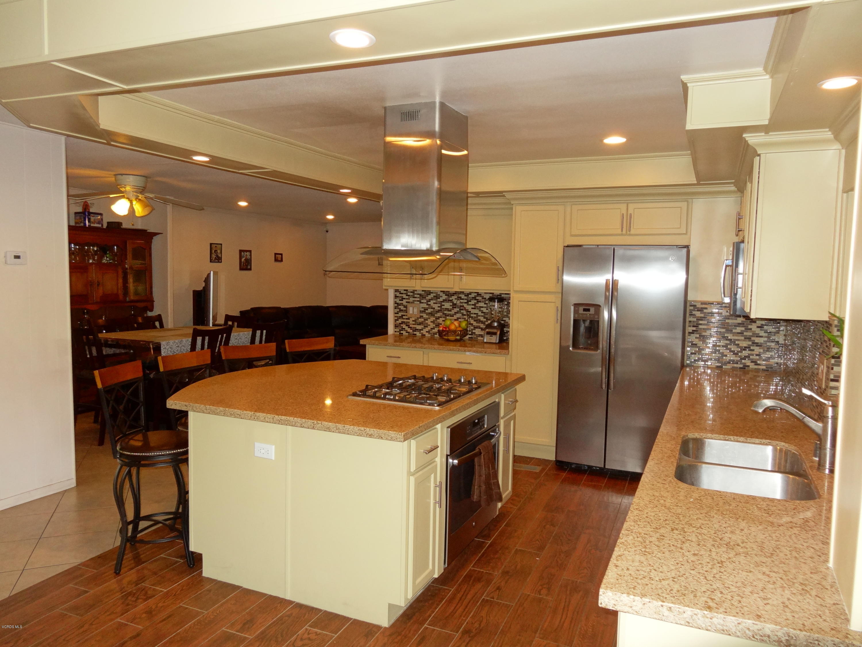 1550 Rory Lane, Unit 119 Simi Valley, CA 93063 - Photo 4 of 54 DSC01121