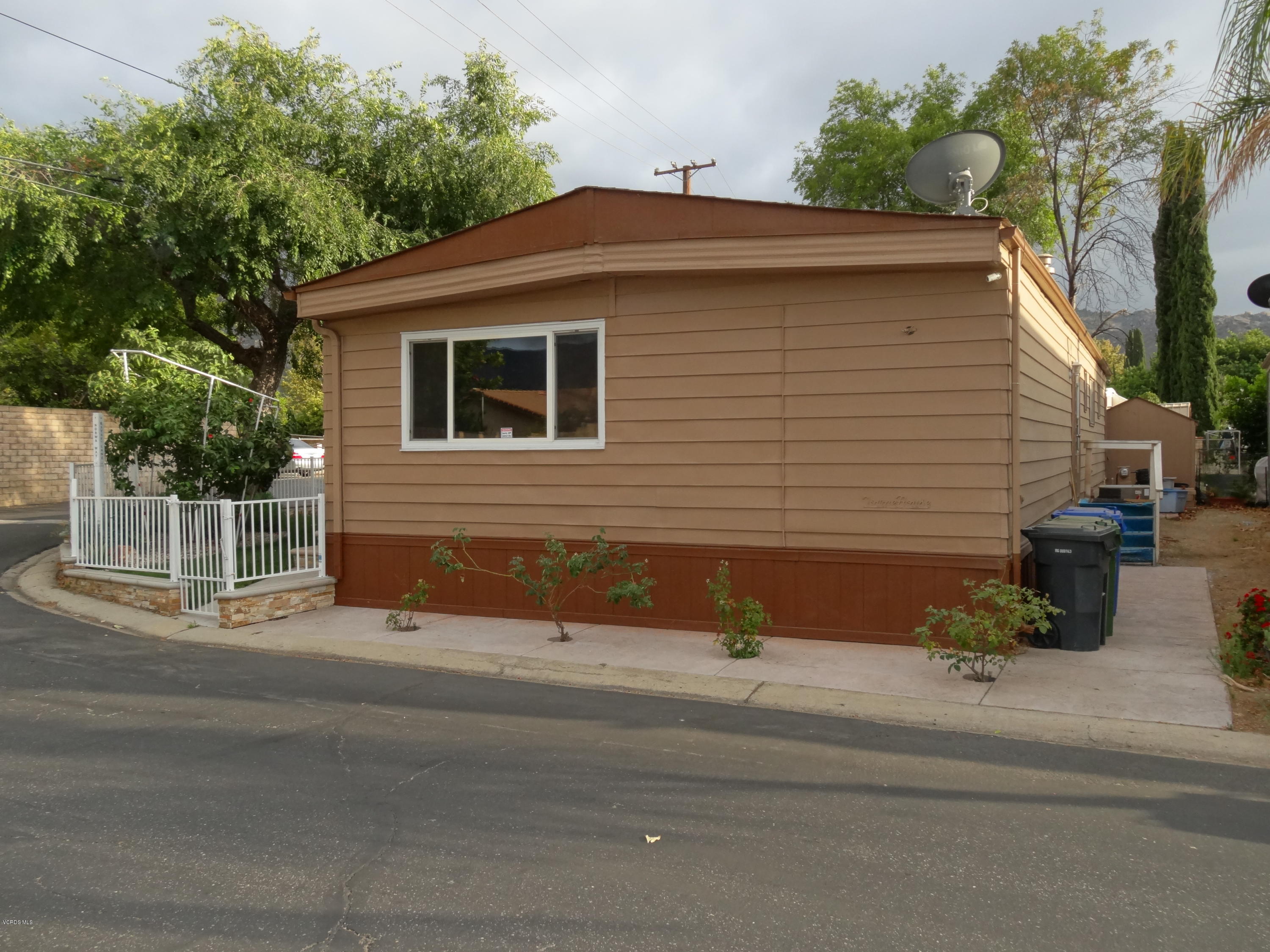 1550 Rory Lane, Unit 119 Simi Valley, CA 93063 - Photo 35 of 54 DSC01084