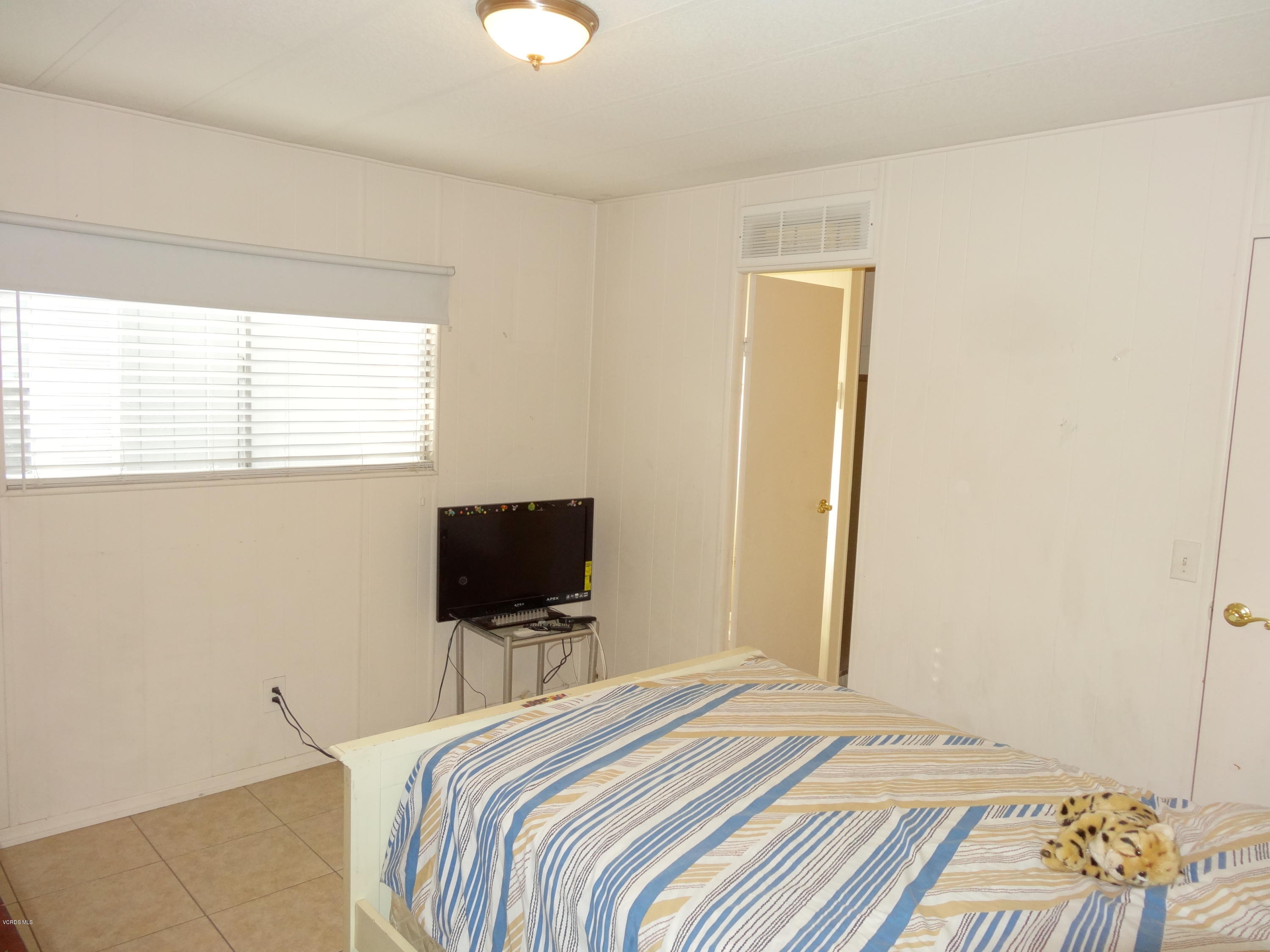 1550 Rory Lane, Unit 119 Simi Valley, CA 93063 - Photo 39 of 54 DSC01125