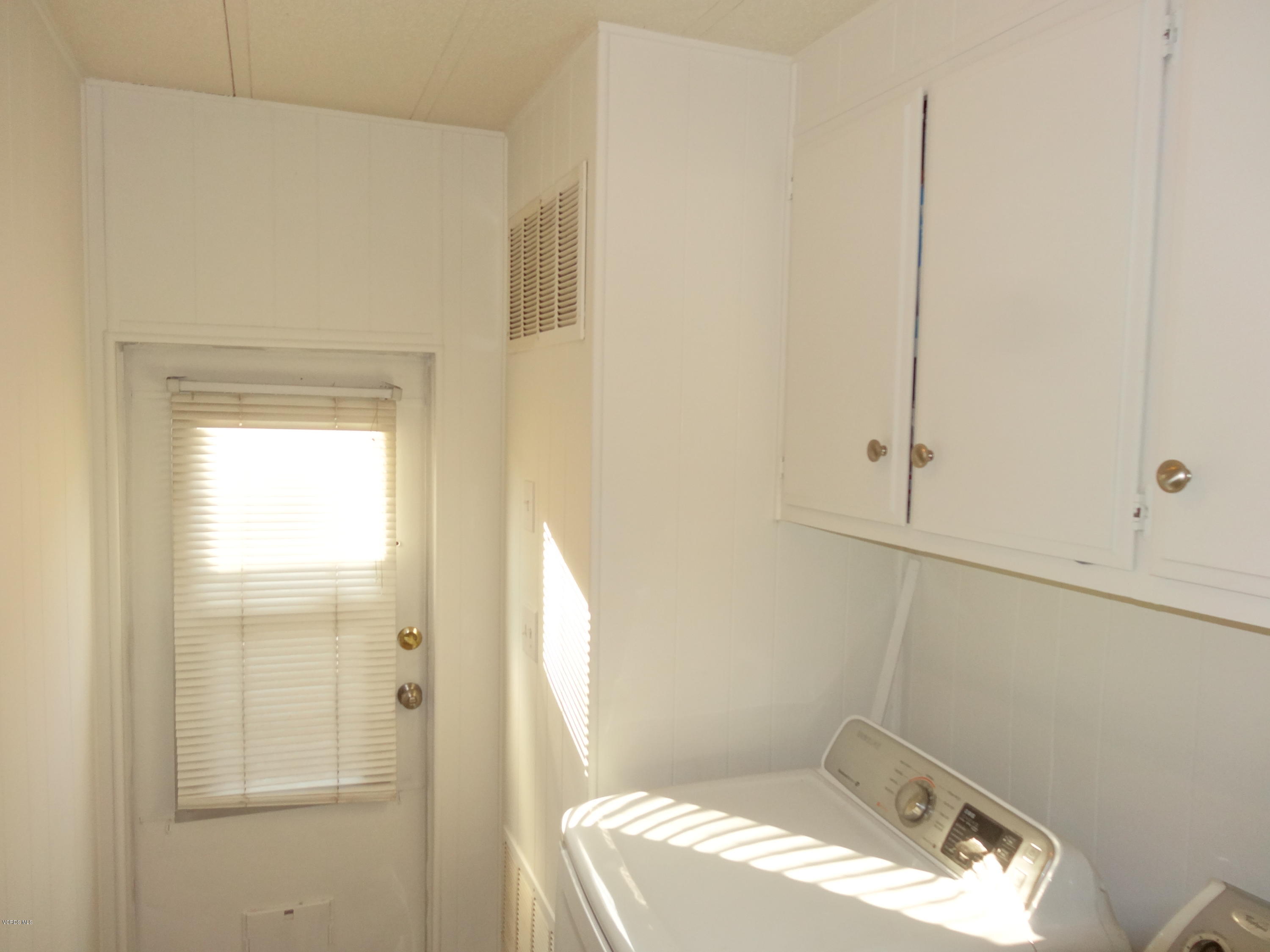 1550 Rory Lane, Unit 119 Simi Valley, CA 93063 - Photo 9 of 54 DSC01214