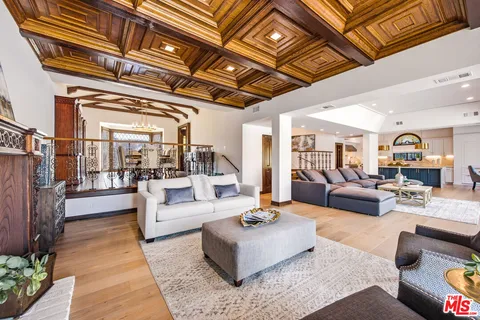 $5,500,000 | 3704 Capstan Circle, Westlake Village, CA 91361