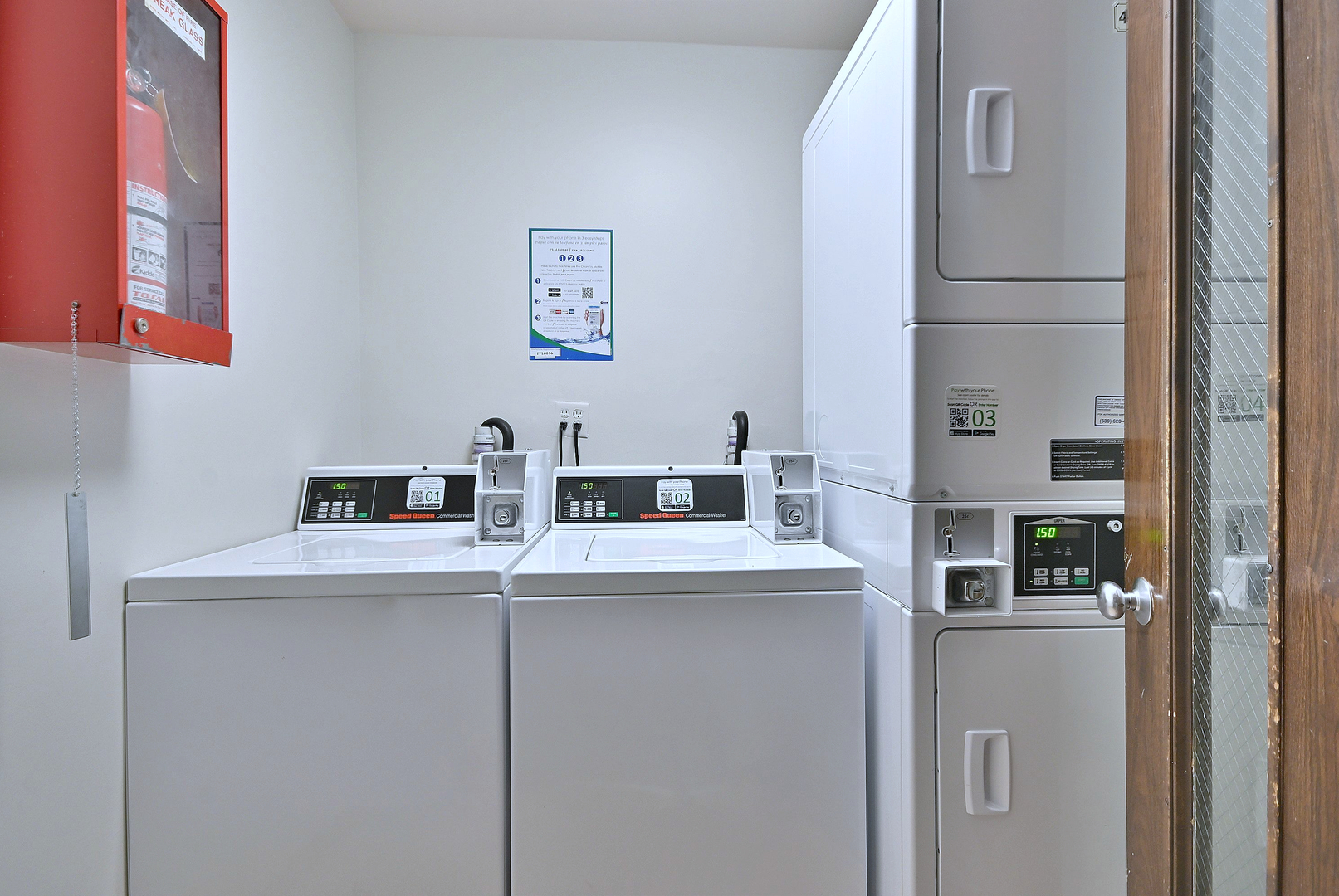 6177 Knoll Wood Road, Unit 102 Willowbrook, IL 60527 - Photo 14 of 19 a room with storage and utility