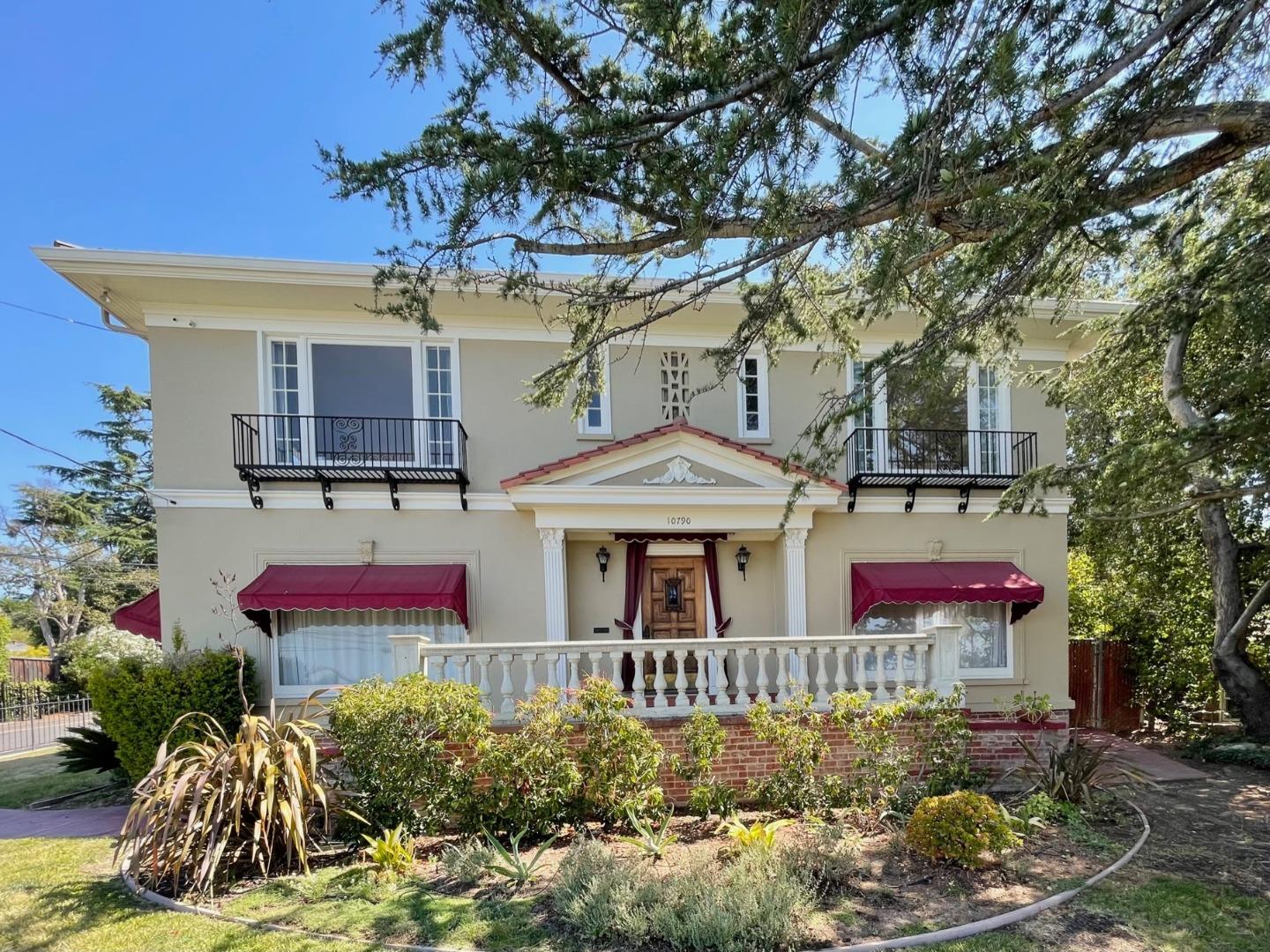 10790 Ridgeview Avenue, San Jose, CA 95127 Compass