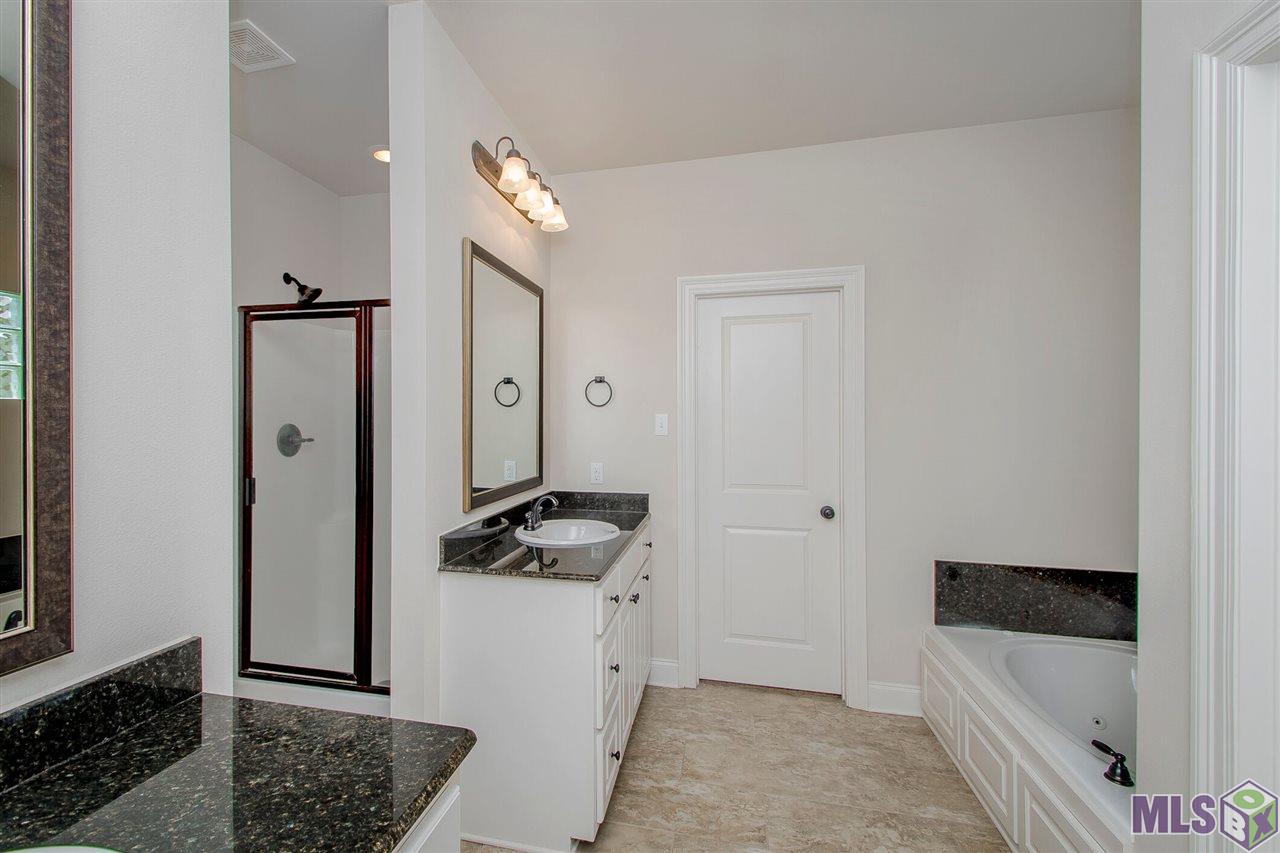 8366 Seville Court Baton Rouge, LA 70820 - Photo 11 of 19 Gallery Image 11