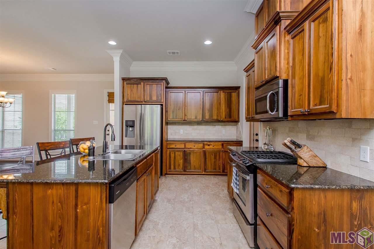 8366 Seville Court Baton Rouge, LA 70820 - Photo 8 of 19 Gallery Image 8