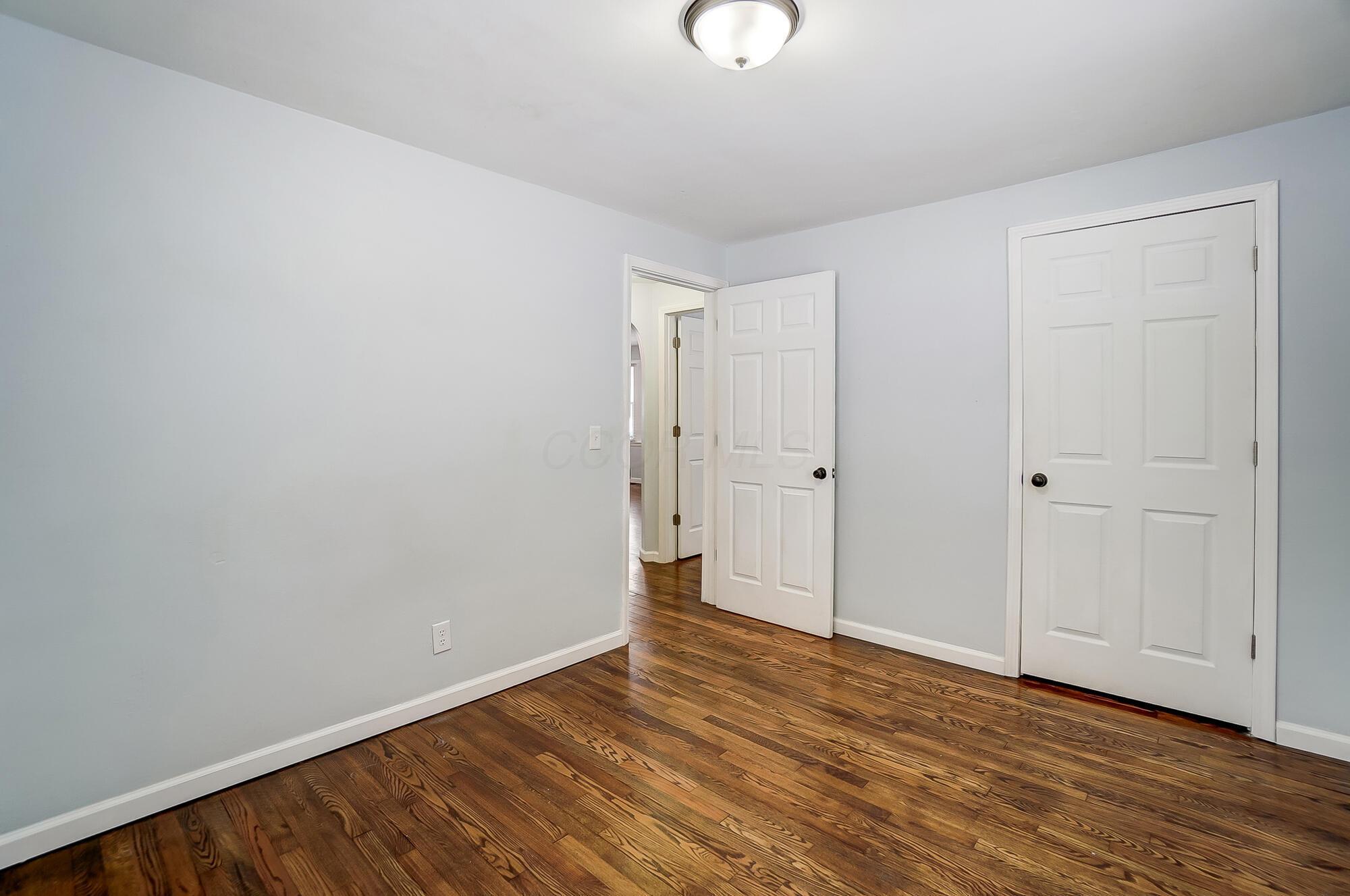 2504 Hilldale Road Springfield, OH 45505 - Photo 19 of 26 019