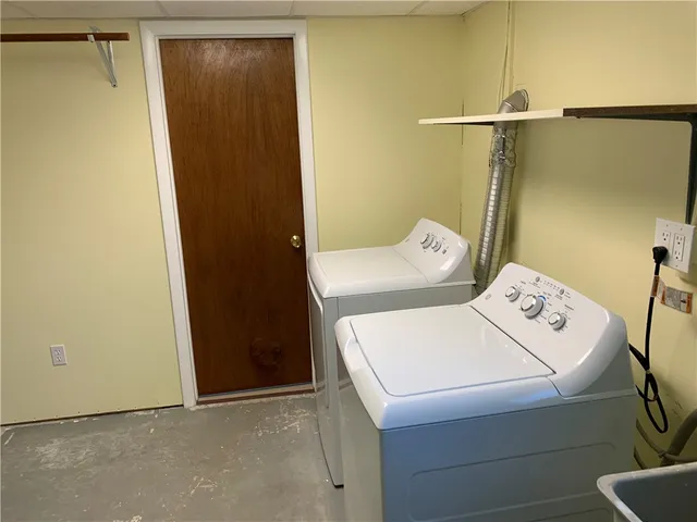 $3,695 | 20 Pine Hill Drive, Perinton, NY 14534