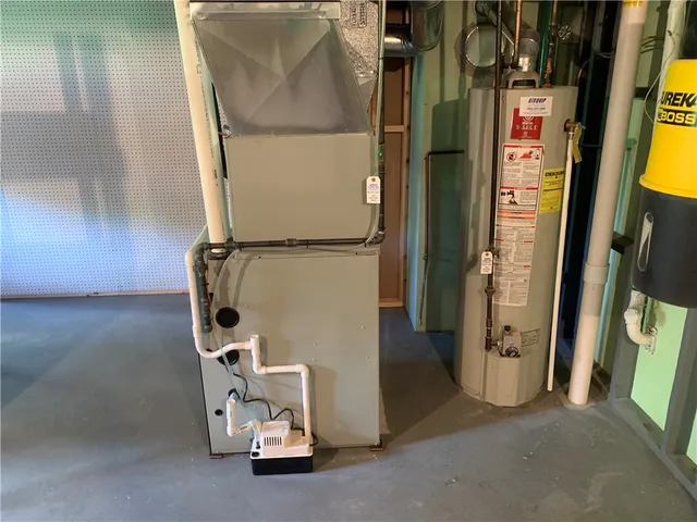 $3,695 | 20 Pine Hill Drive, Perinton, NY 14534