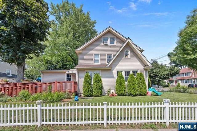 940 Garrison Avenue Teaneck, NJ 07666 - Photo 30 of 38