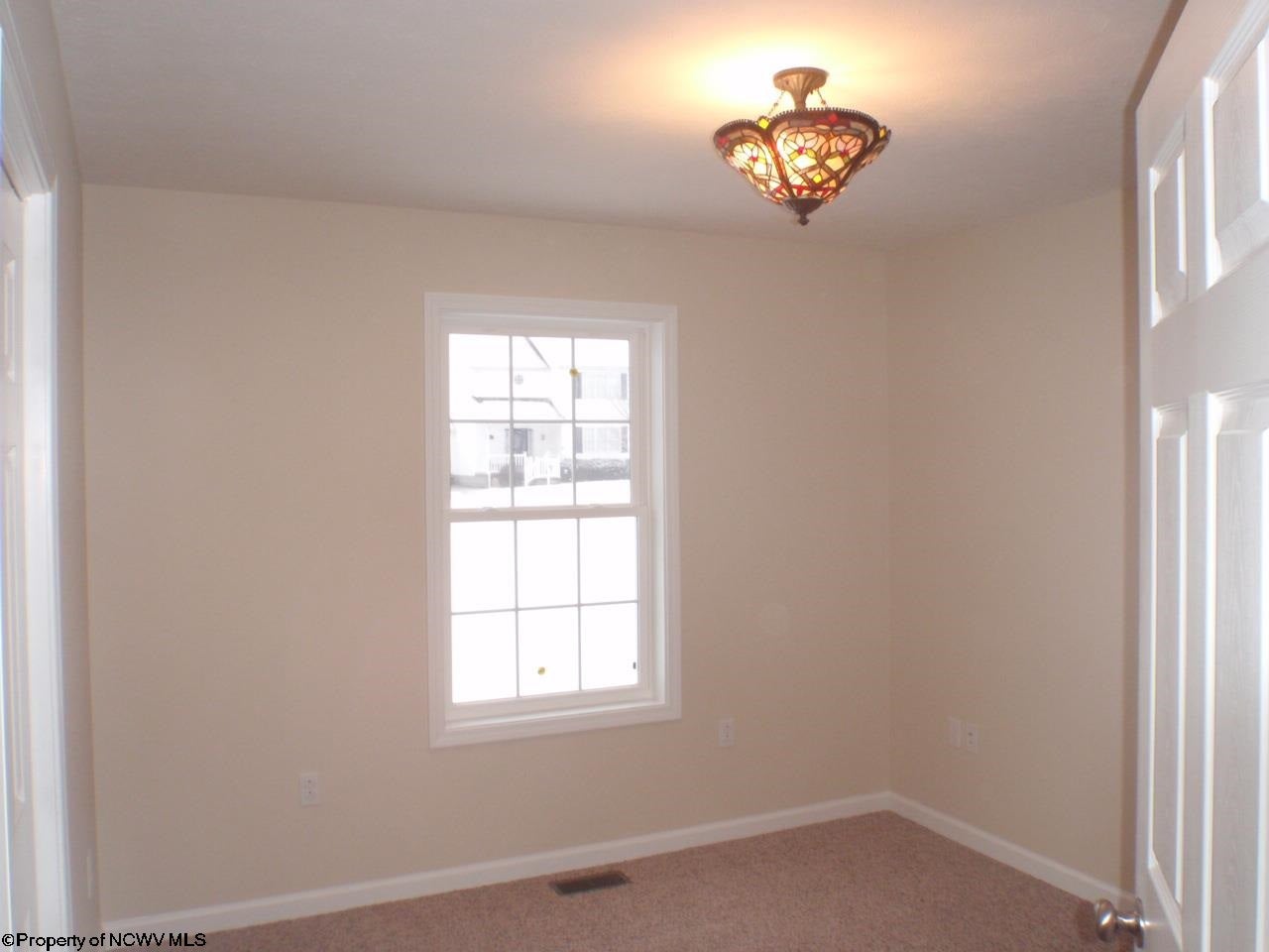 19 Lakin Street Reedsville, WV 26547 - Photo 9 of 13 Gallery Image 9