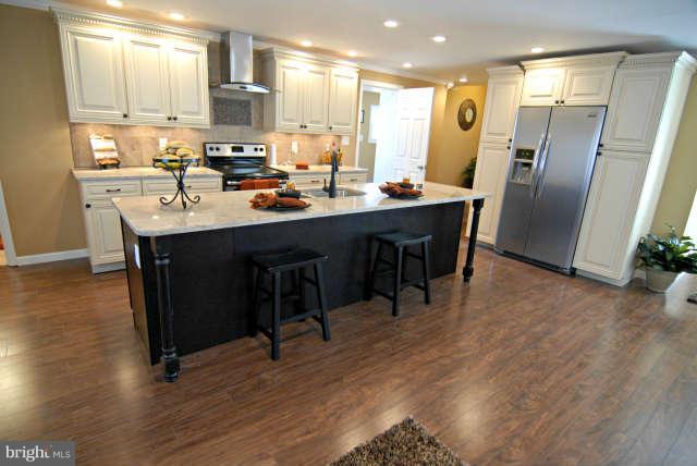 8685 Pine Tree Road Jessup, MD 20794 - Photo 15 of 30 Kitchen