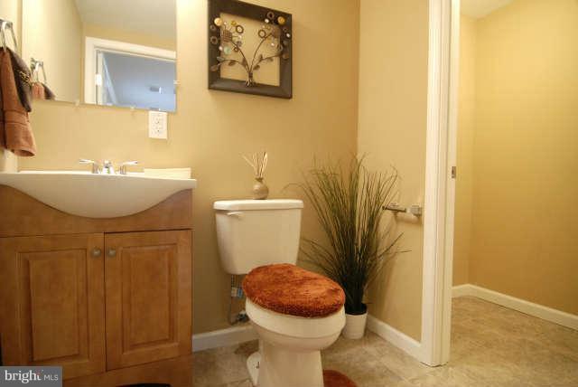 8685 Pine Tree Road Jessup, MD 20794 - Photo 19 of 30 Bath