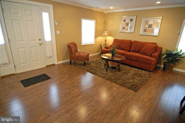 8685 Pine Tree Road Jessup, MD 20794 - Photo 10 of 30 Living Room