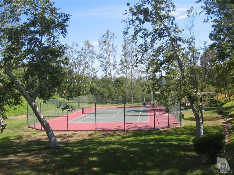 65 Valley Crest Road, Unit 74 Simi Valley, CA 93065 - Photo 22 of 25 a view of a park with large trees