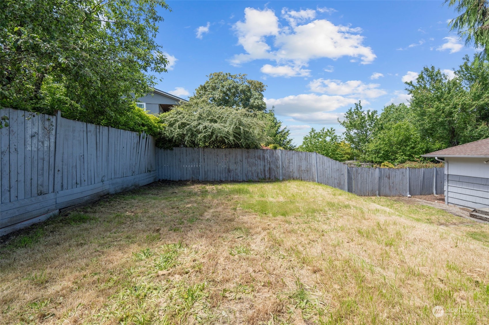 10249 Renton Avenue South Seattle, WA 98178 - Photo 22 of 31 Gallery Image 22