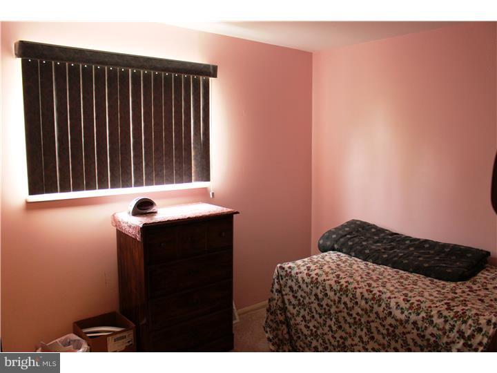 2730 Welsh Road Philadelphia, PA 19152 - Photo 12 of 21 Bedroom