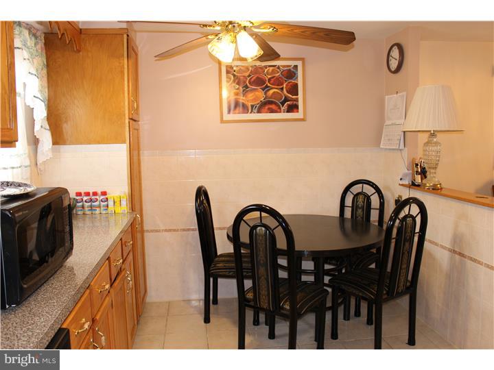 2730 Welsh Road Philadelphia, PA 19152 - Photo 9 of 21 Kitchen