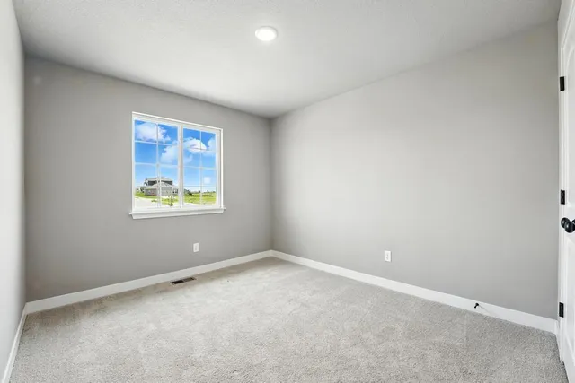 $390,000 | 12512 South Parkwood Lane, Lee's Summit, MO 64086