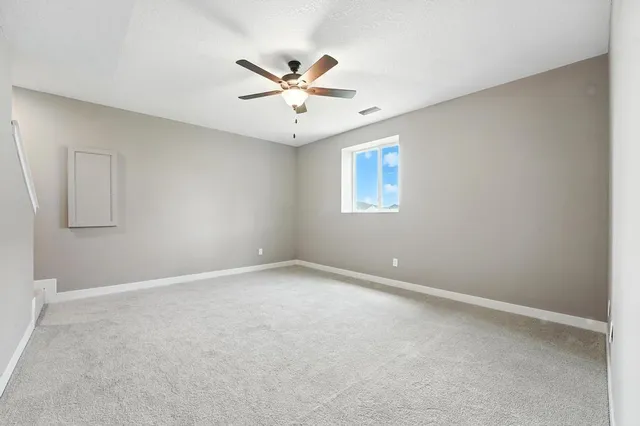 $390,000 | 12512 South Parkwood Lane, Lee's Summit, MO 64086