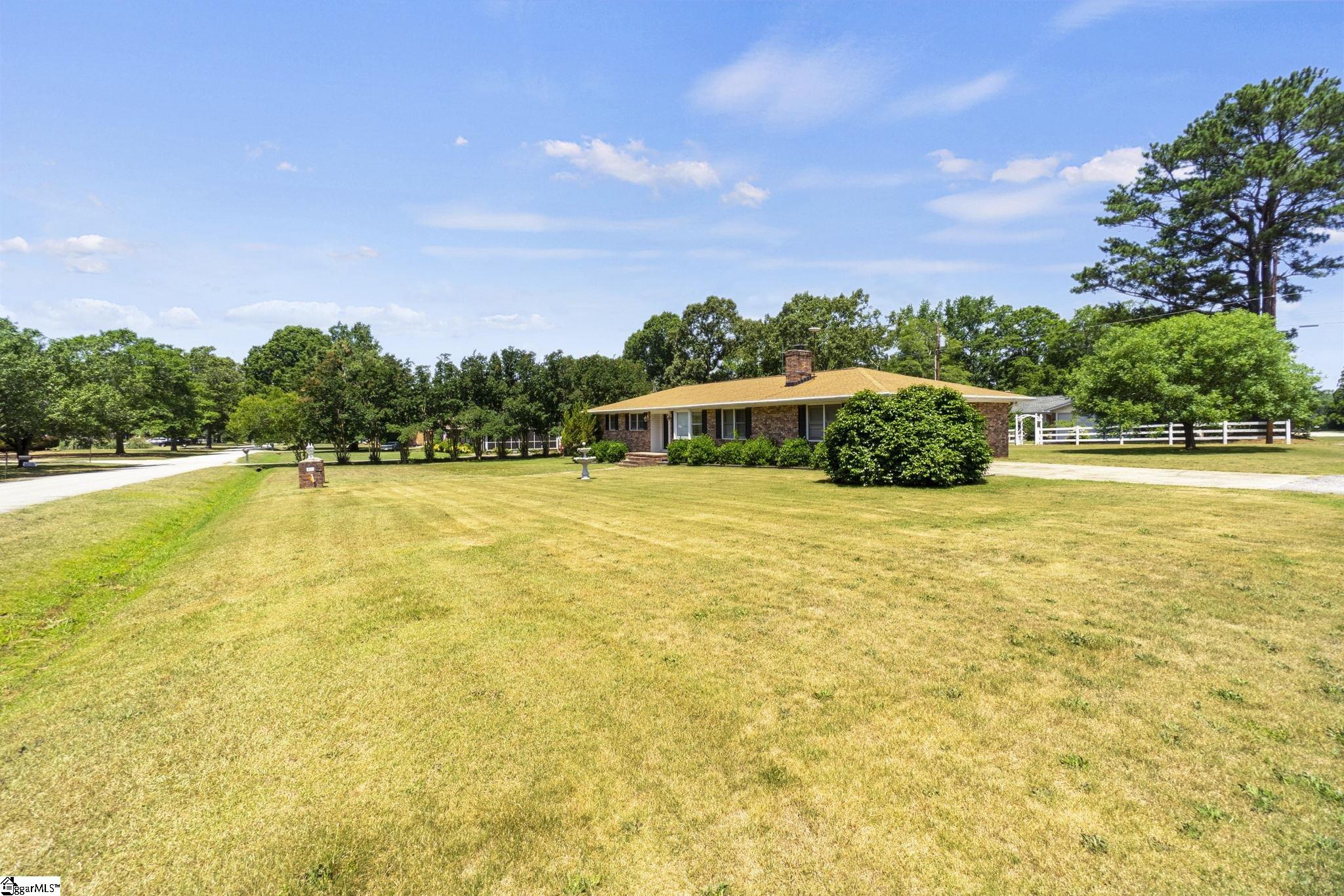 301 Park Road Belton, SC 29627 - Photo 25 of 31