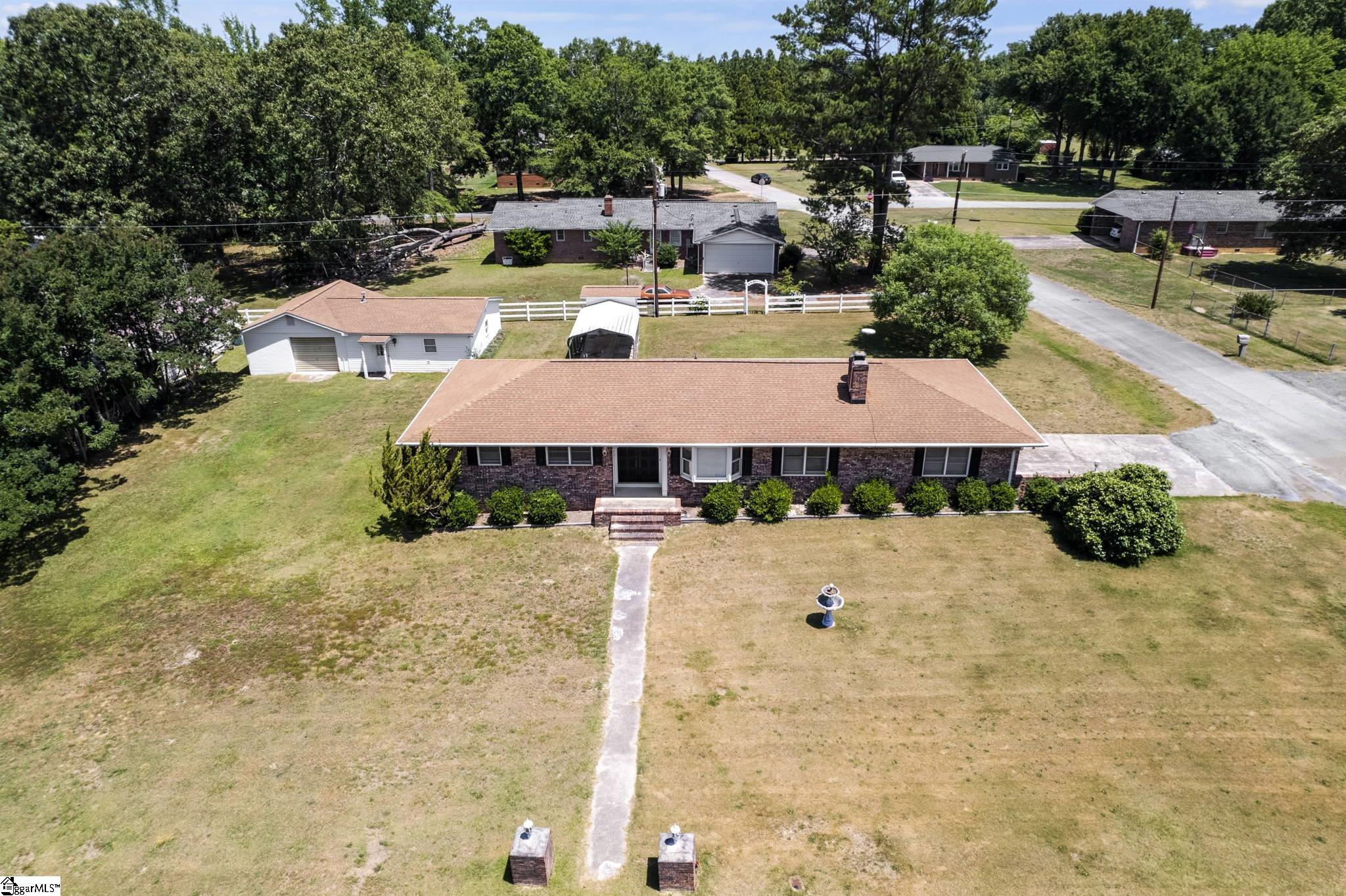 301 Park Road Belton, SC 29627 - Photo 26 of 31