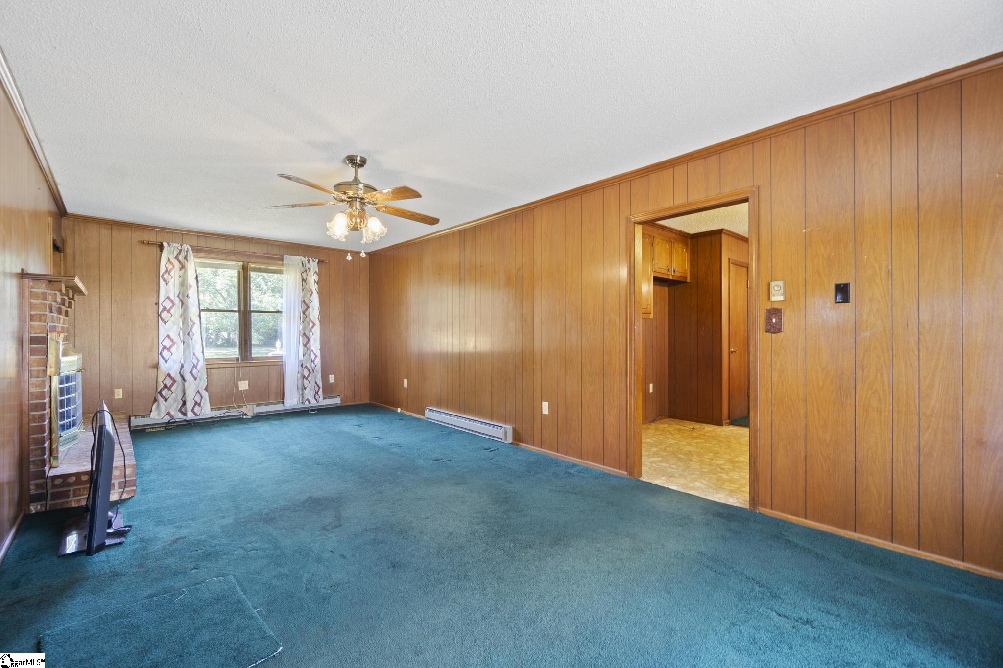 301 Park Road Belton, SC 29627 - Photo 6 of 31