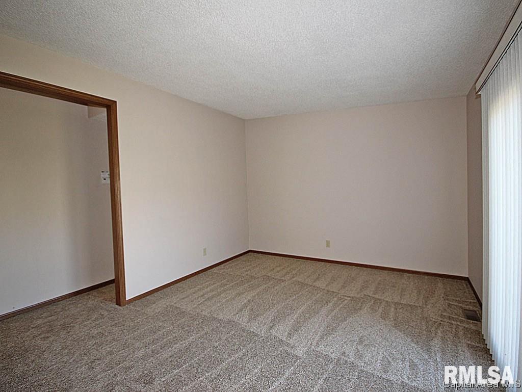 304 5 Forks Drive Springfield, IL 62711 - Photo 5 of 26 Gallery Image 5