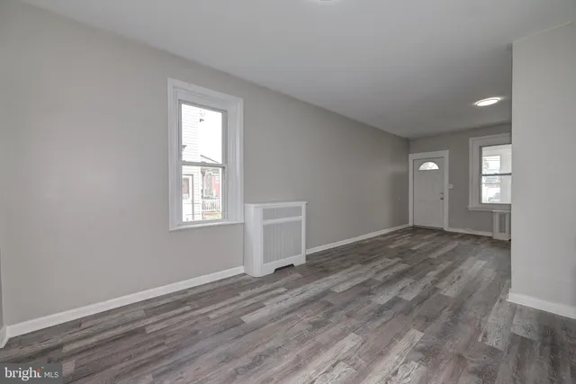 $235,900 | 424 Hunter Street, Gloucester City, NJ 08030