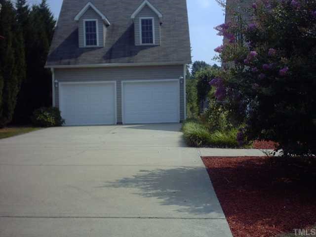 981 Robertson Road Roxboro, NC 27574 - Photo 7 of 7 a front view of a house with yard