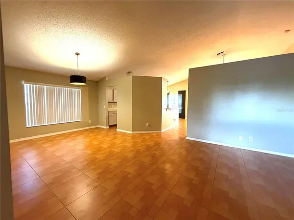 $2,200 | 13726 Meadowpark Avenue, Orlando, FL 32826