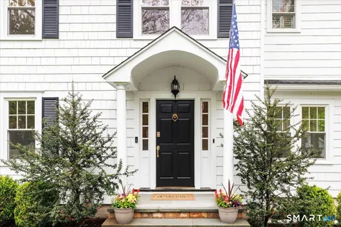 $1,795,000 | 42 Old Stamford Road, New Canaan, CT 06840
