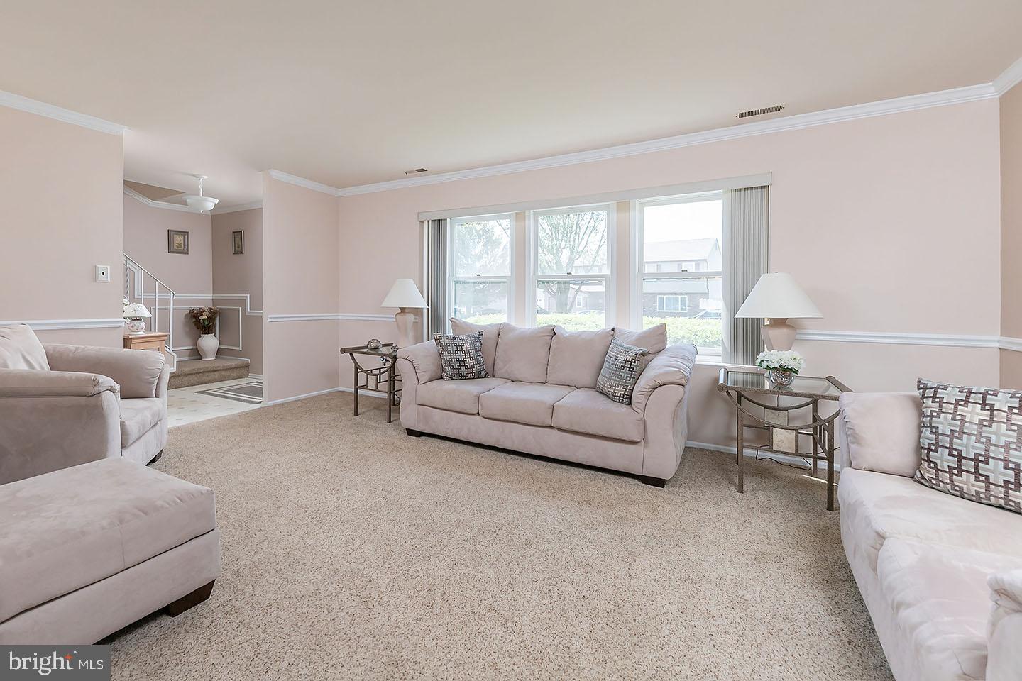 53 Manchester Road Sewell, NJ 08080 - Photo 3 of 31 Gallery Image 3