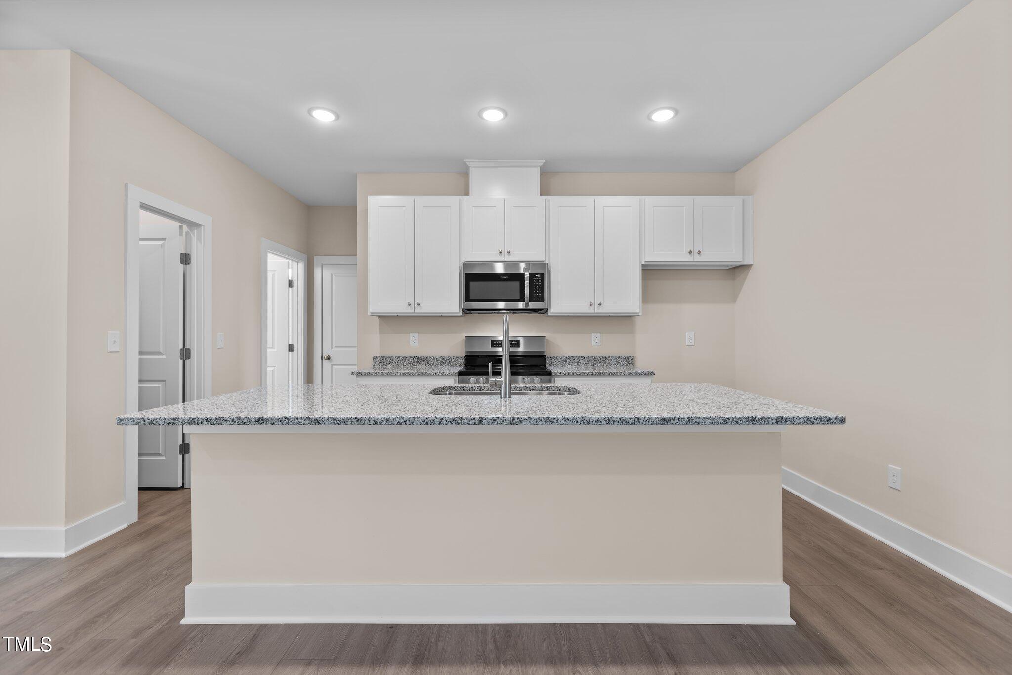 520 Poplar Drive Raleigh, NC 27603 - Photo 2 of 29 14-web-or-mls-IMGL2656