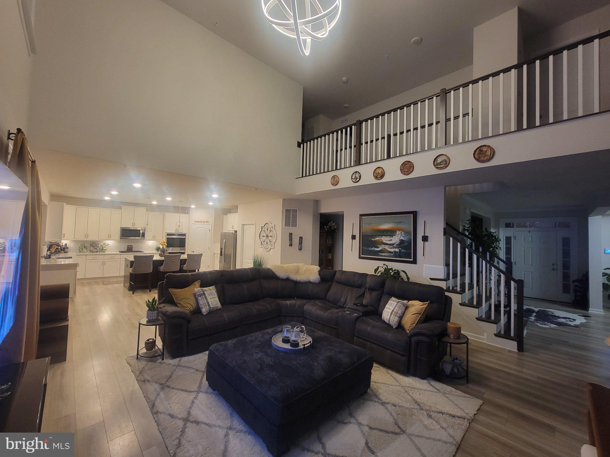 9901 Kildore Way Fort Washington, MD 20744 - Photo 3 of 7 Large great room with two-story ceilings