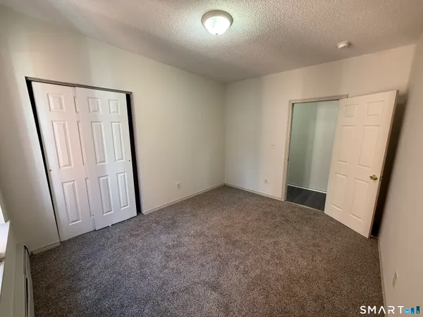 $1,650 | 834 Park Street, Unit 3W, Hartford, CT 06106