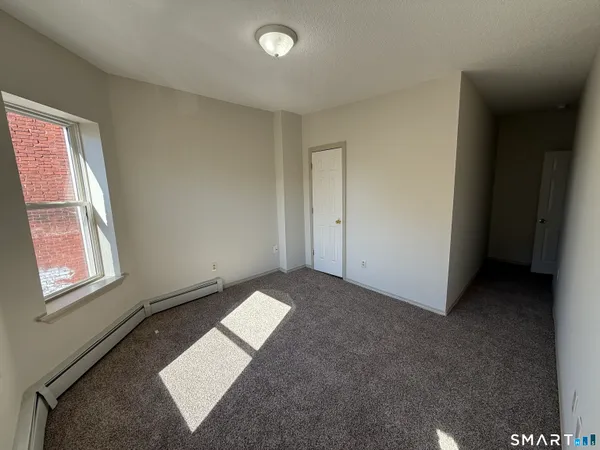 $1,650 | 834 Park Street, Unit 3W, Hartford, CT 06106