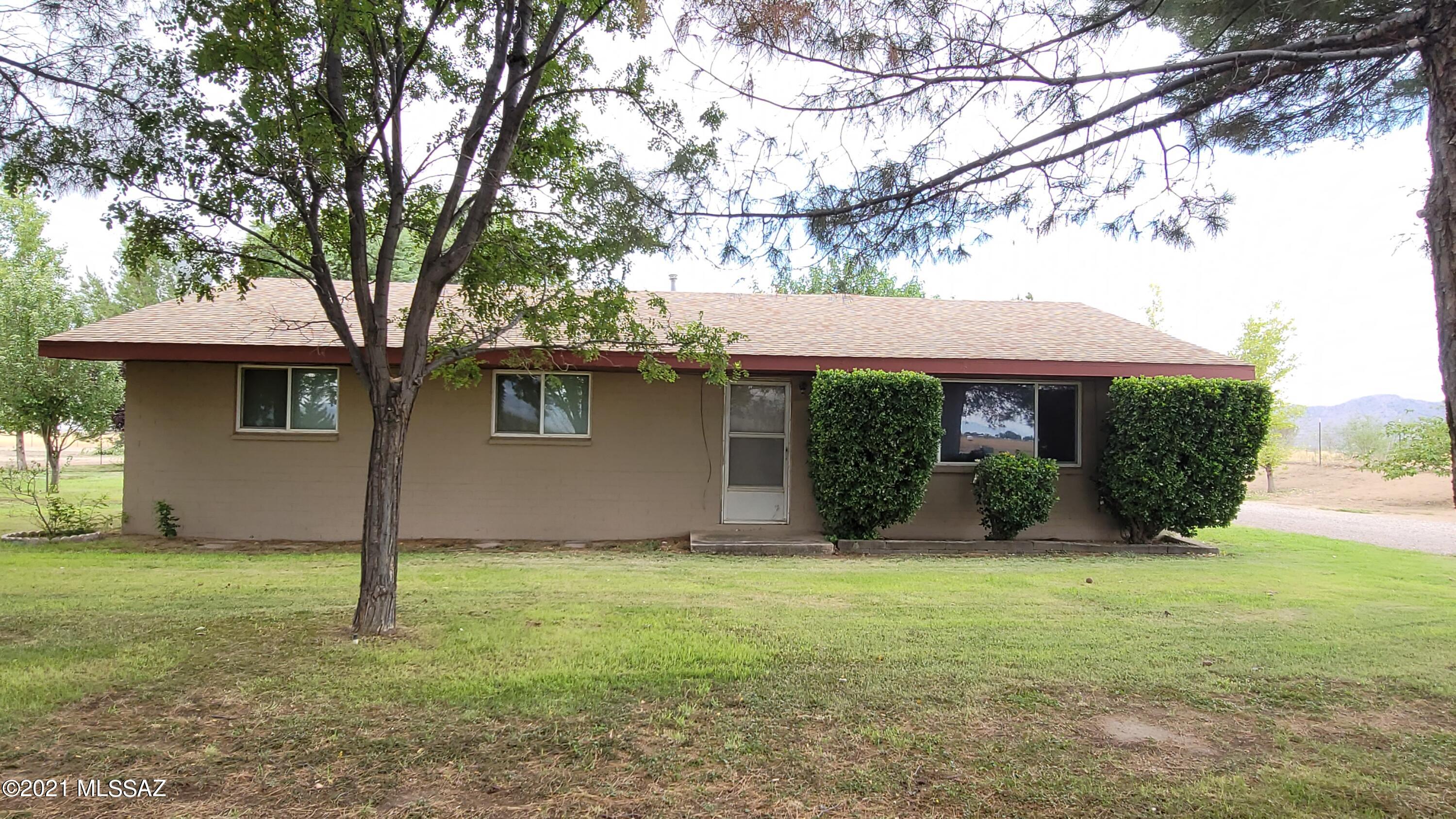 6465 Fort Grant Road Willcox, AZ 85643 - Photo 2 of 42