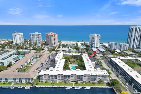 $265,000 | 1481 South Ocean Boulevard, Unit 308, Lauderdale-by-the-Sea, FL 33062