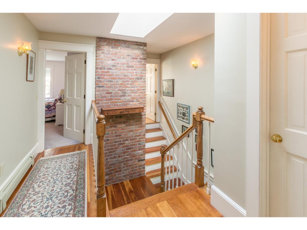 208 Stoney Brook Road New London, NH 03257 - Photo 14 of 30 Gallery Image 14