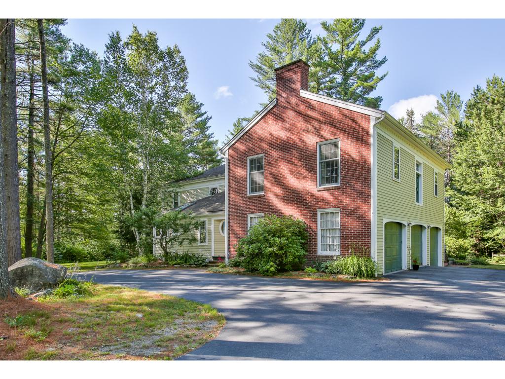 208 Stoney Brook Road New London, NH 03257 - Photo 3 of 30 Gallery Image 3