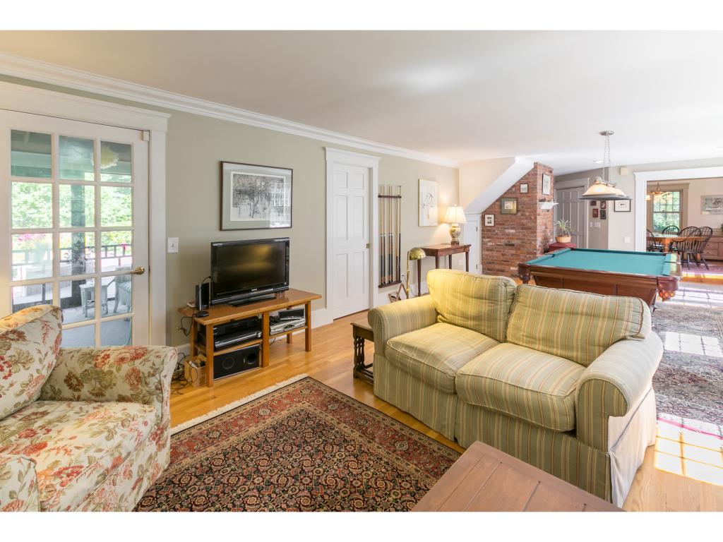 208 Stoney Brook Road New London, NH 03257 - Photo 9 of 30 Gallery Image 9