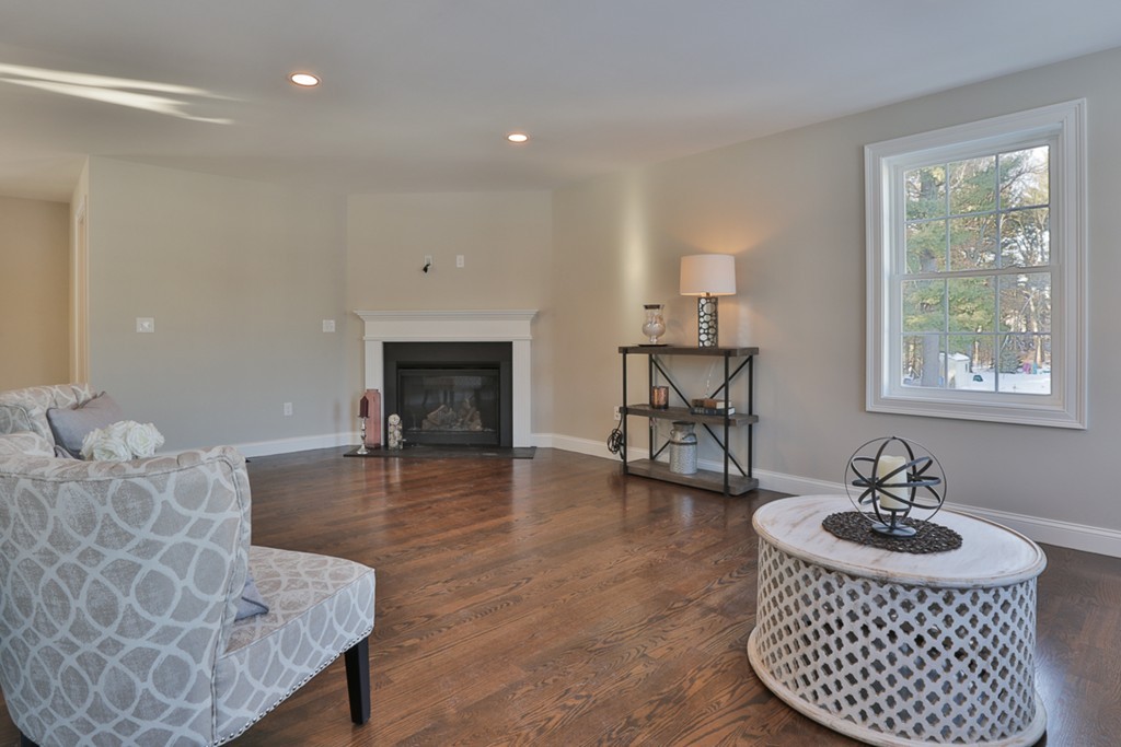 21 Pomfret Road Wilmington, MA 01887 - Photo 8 of 30 Gallery Image 8