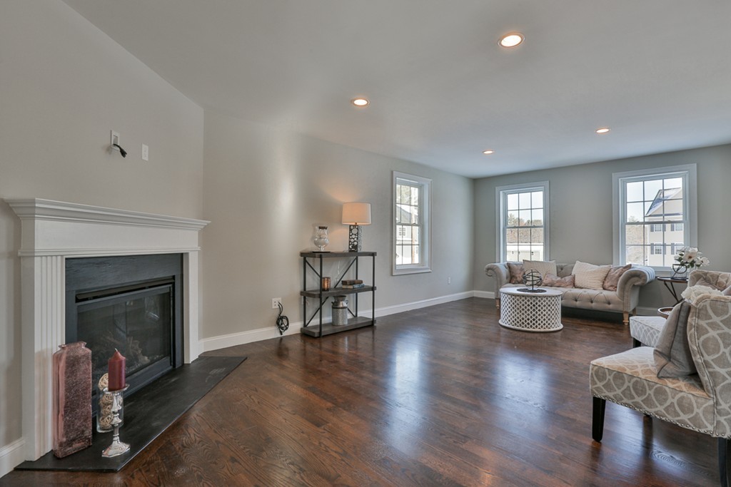 21 Pomfret Road Wilmington, MA 01887 - Photo 10 of 30 Gallery Image 10