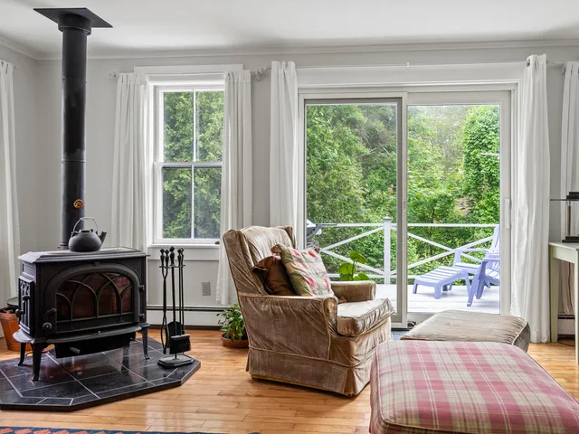 $600,000 | 2593 Bristol Road, Bristol, ME 04554